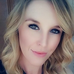 Meet your Posher, Cara